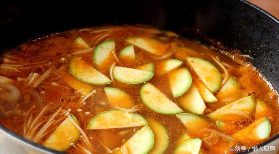 天气越来越冷了多做汤,天气渐渐转凉怎么做菜呢