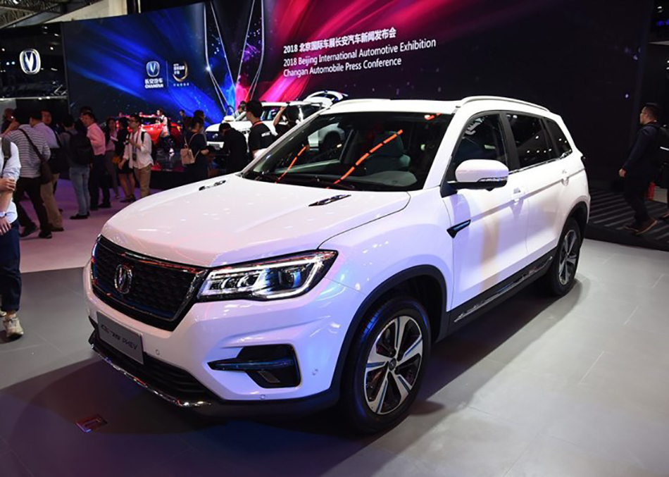 长安cs75与哈弗h6谁更值得买,长安cs75和哈弗h6选哪个更实惠