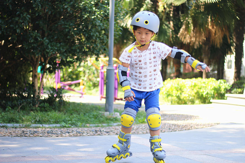 小米智能轮滑鞋,小米小寻轮滑鞋