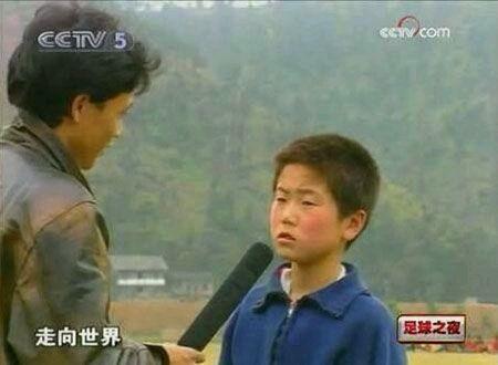 02年世界杯国足对战巴西队,02国足打巴西门柱助攻者