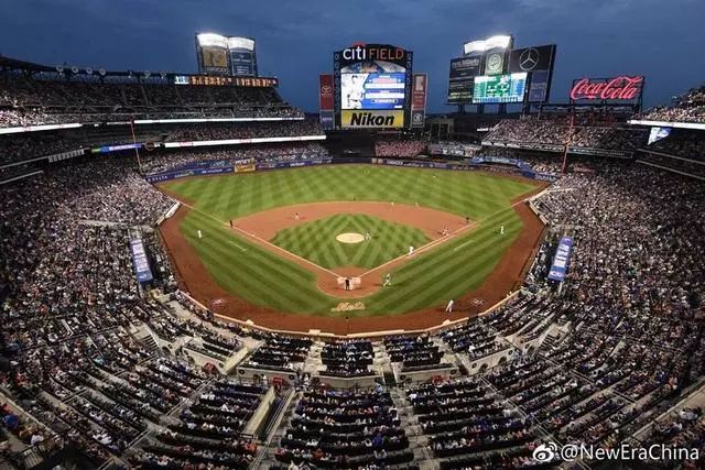 王源班小松打棒球,王源美职棒球赛发球