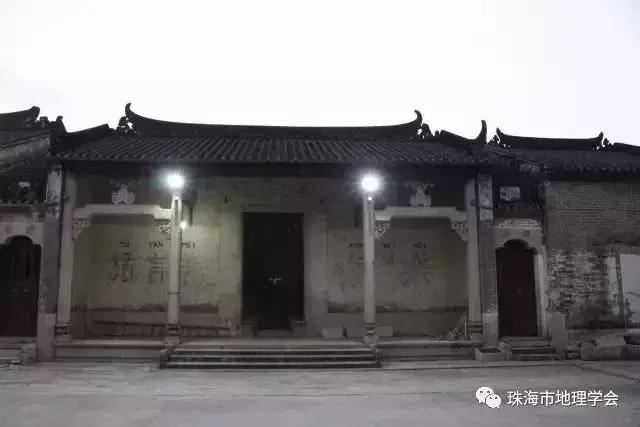 珠海以前是个小渔村吗,珠海是一座什么样的城市