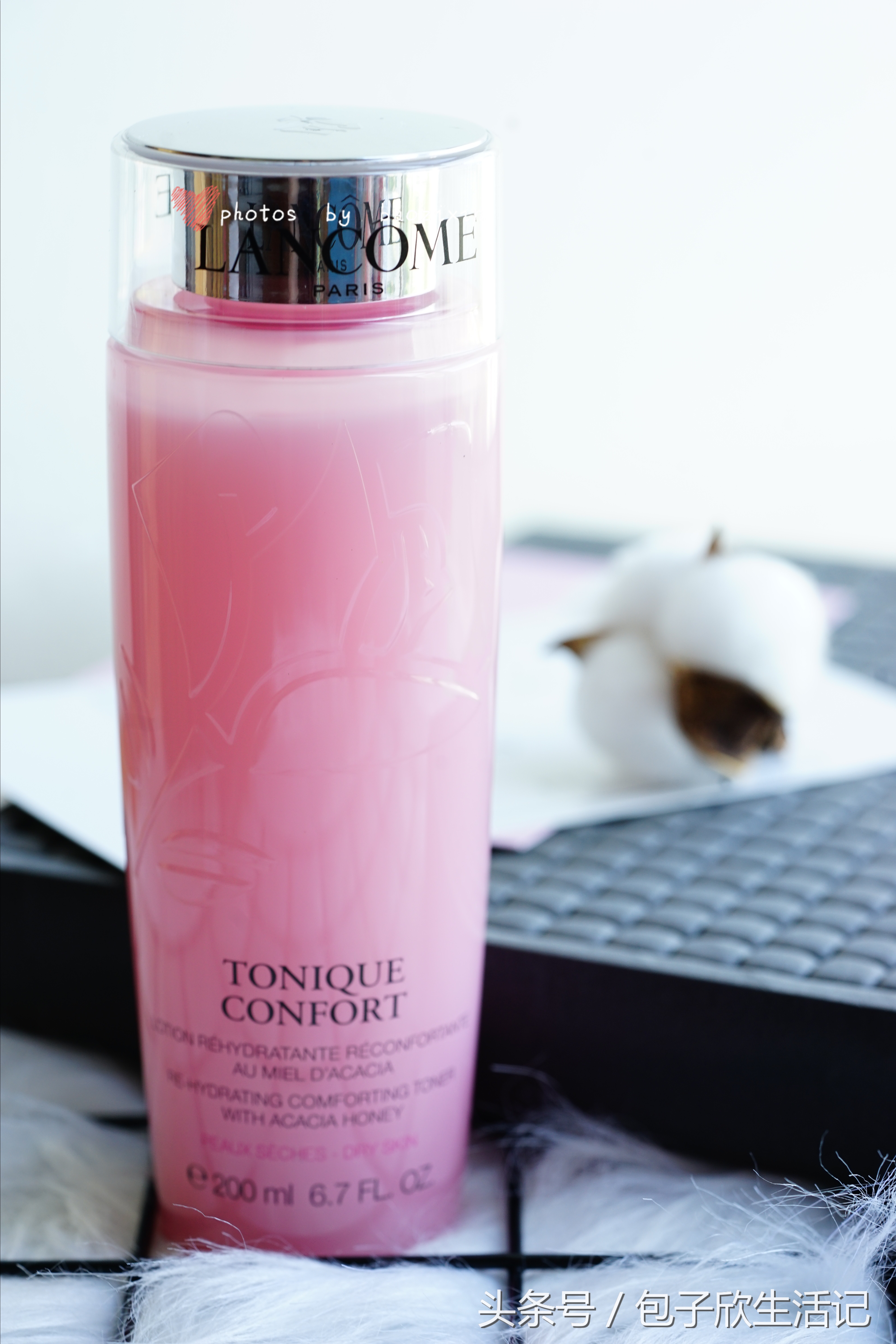 兰蔻粉水和雅诗兰黛水哪个好,兰蔻粉水味道不一样怎么回事