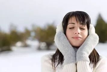 用电吹风吹肩治肩周炎有危害吗,电吹风治疗肩周炎效果