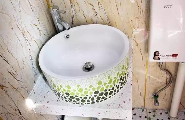 精品集装箱房旅馆,新兴特色集装箱酒店