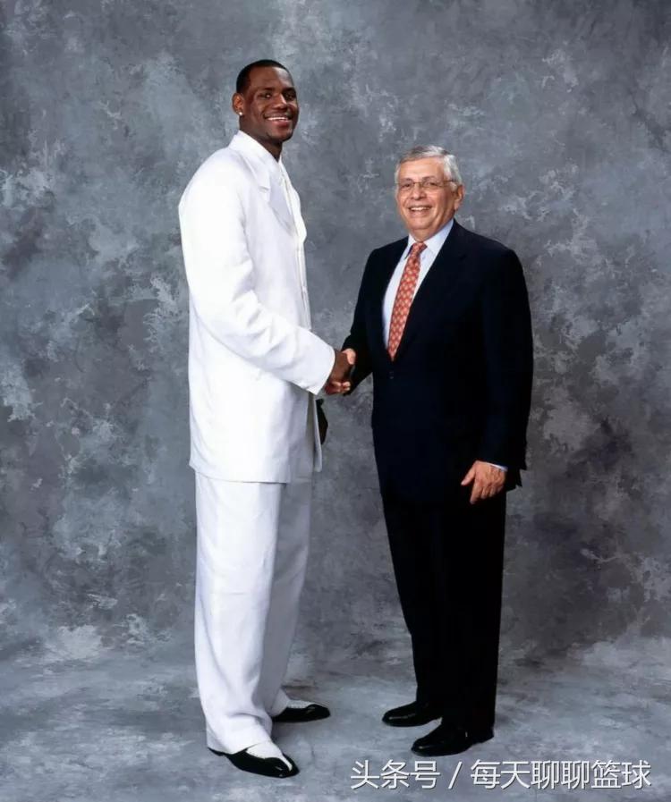 勒布朗詹姆斯生涯总薪水,勒布朗詹姆斯高中生涯