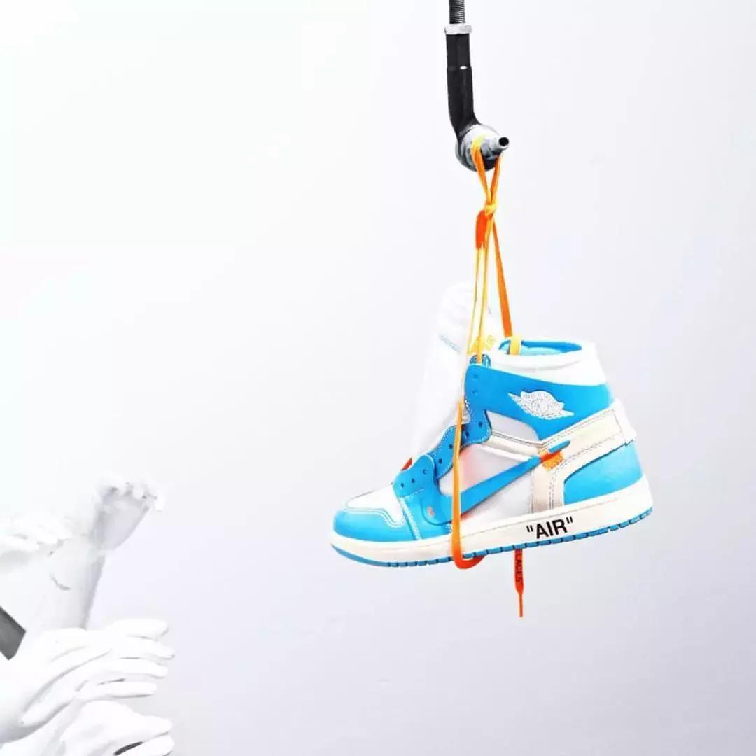 月均7个配色的AJ1,到底是谁在为他们买单?