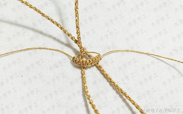 国庆节黄色五角星制作,五角星项链的编法