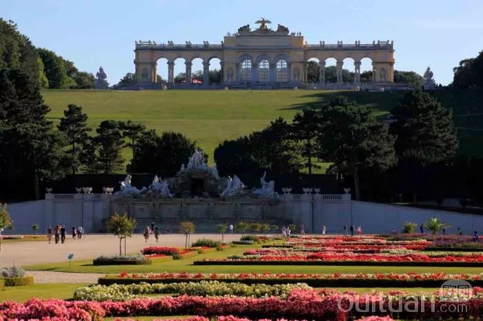 「游游」2月23日发！粉丝价459欧起！东欧六国九日壮丽情怀之旅！