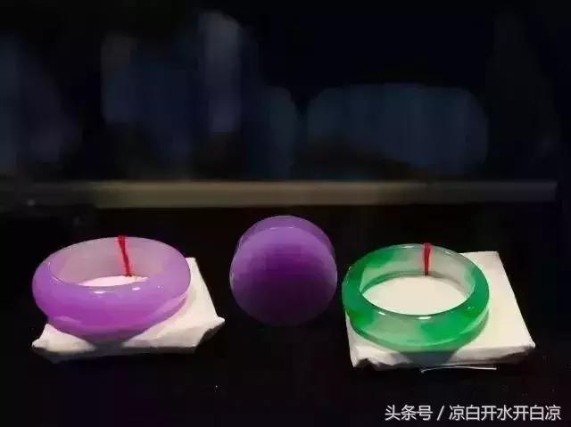 出门旅游请小心严防这些骗人把戏,警方提示出门旅游注意个人物品