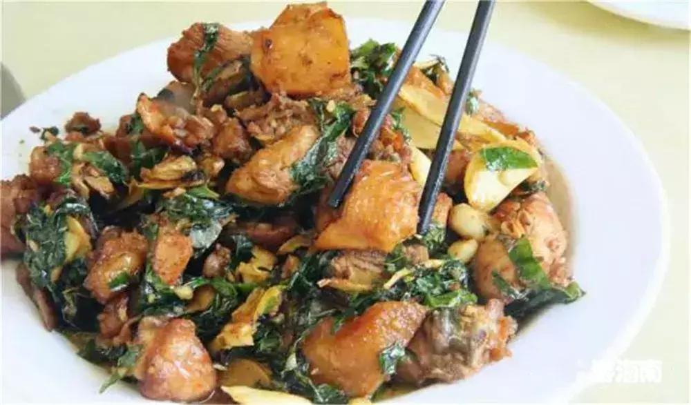 三亚火车头万人海鲜广场哪家好吃,在三亚3000元一桌的海鲜大餐