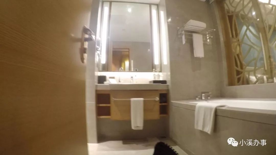 国庆假期，能否做到无障碍通行？老朋友带你一一体验！