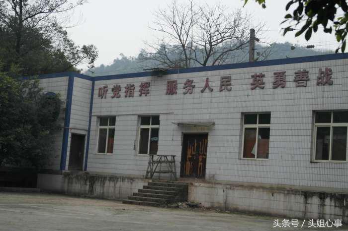 小南海废弃铁路桥,小南海长江铁路大桥