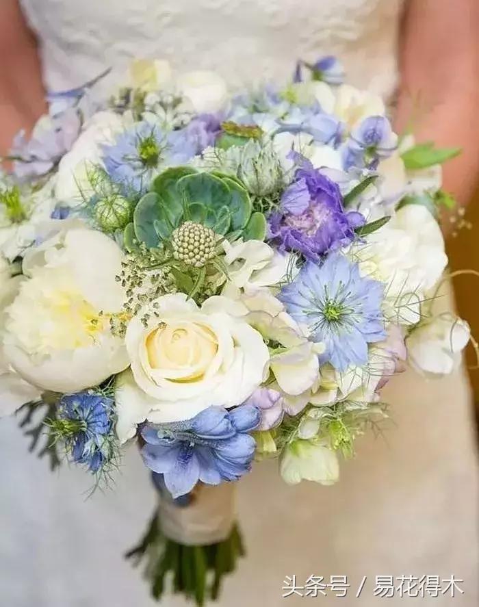 复古手捧花的最佳搭配,手捧花最佳搭配图片