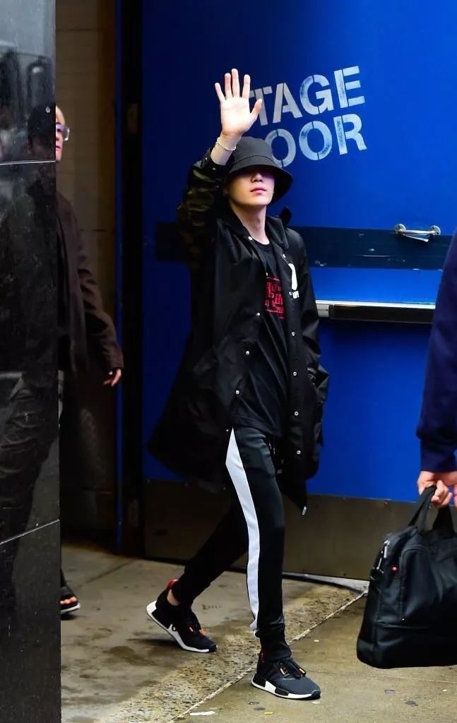 jennie绌挎惌鎺ㄨ崘,jennie闊╁浗绌挎惌