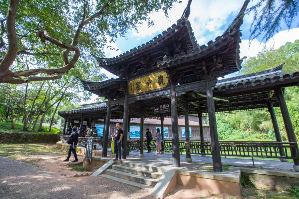 世界第8大奇迹的中国地下陵墓,世界古代的四个逆天工程