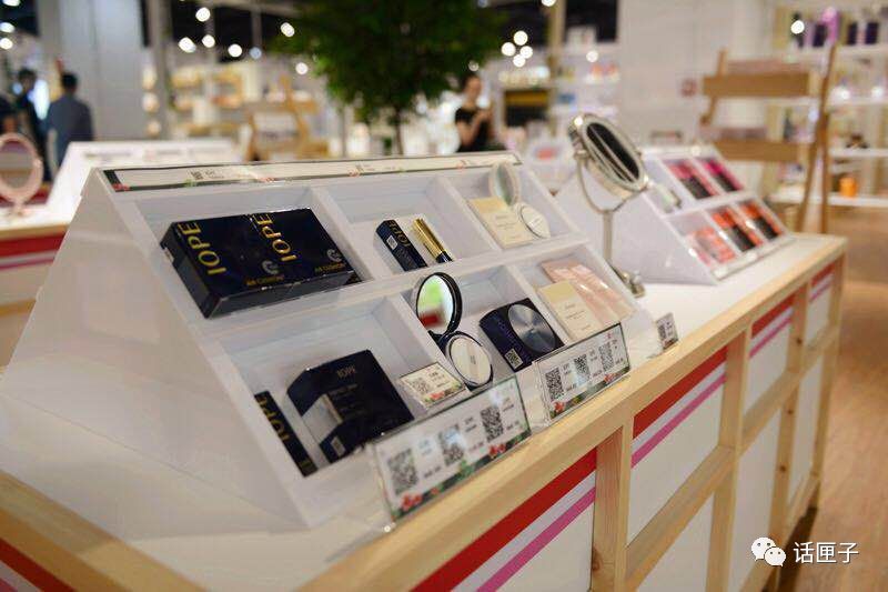 在上海哪里买兰蔻护肤品,上海兰蔻菁纯粉底液哪里买便宜