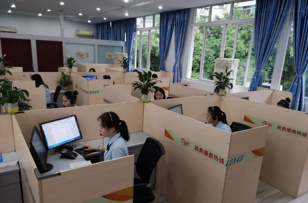 安逸！自贡22条热线号码、12部公开电话一个电话就搞定！