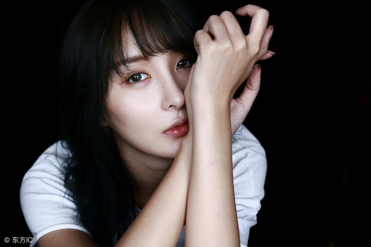 营业员接待顾客有几种基本方法,服务员正确的站姿手位