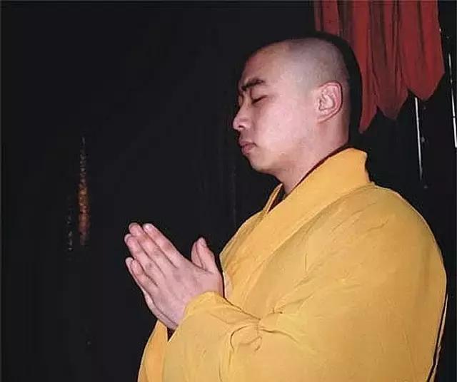 100张拜佛图,怎么拜佛最虔诚