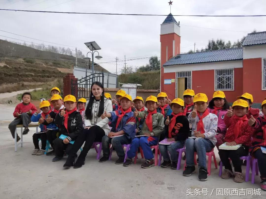 最美残疾女孩90后,90后最美女孩照顾父母