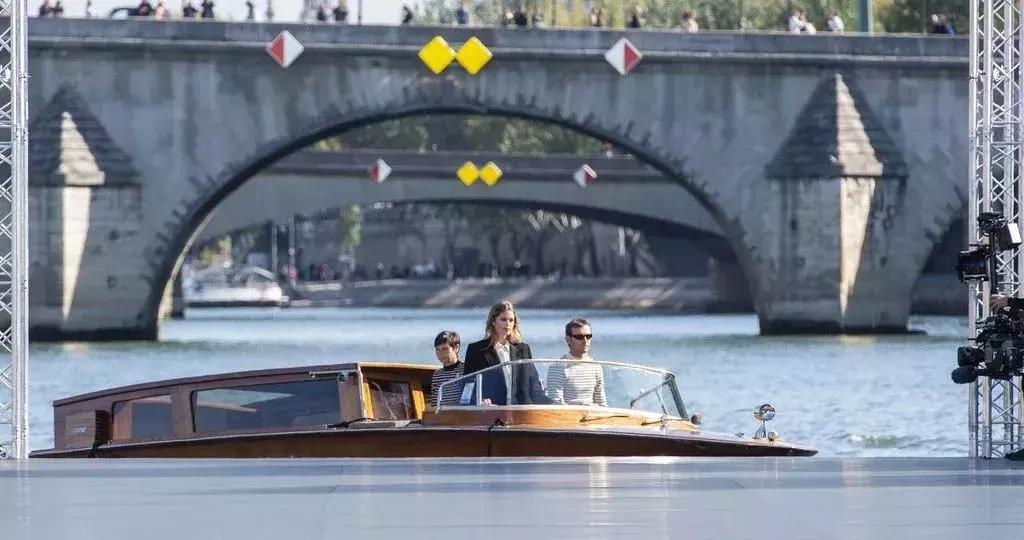 什么样的美萝莉，能让整个好莱坞等她长大？