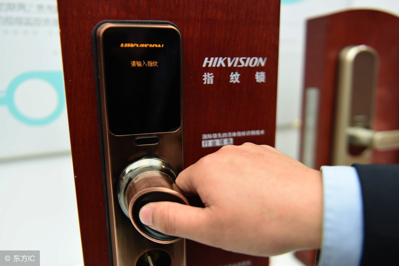 电子指纹锁和智能锁有什么区别,汽车电子锁和机械锁哪个安全
