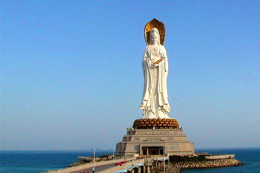 舟山市普陀区，佛教文化悠久，有海天佛国、人间第一清静境之称