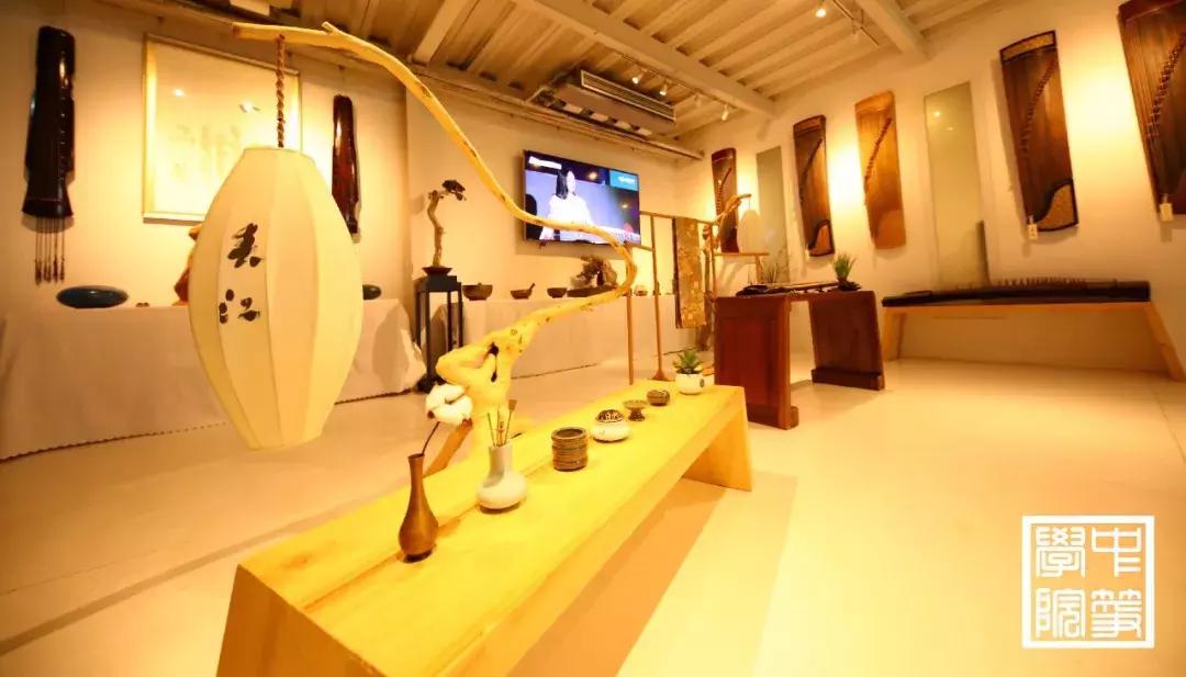 鐜夌珛浜涵鍜屼涵浜帀绔嬬浉鍚屽悧,鏉ㄨ嫅浜彜绛濋煶涔愪細