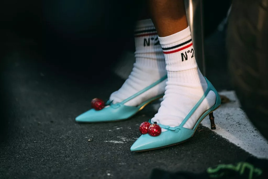 还在露脚踝露袜子高级又时髦,今冬不流行露脚踝了露袜才更时髦