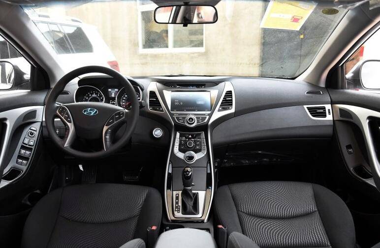 同价位11年的车和15年的车如何选,16年和本田锋范差不多的车子