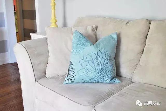 真皮绒面结合的沙发脏了怎么清洗,沙发脏了用什么办法清洗布艺沙发