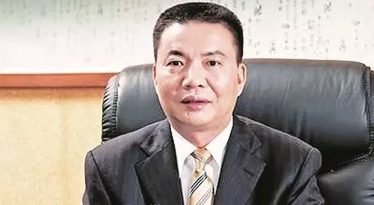 又一零售巨头跌落,刘德华鞋业