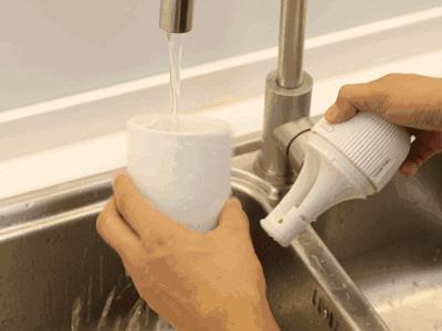 放在水杯里面的便携加湿器,可充电方便携带的加湿器