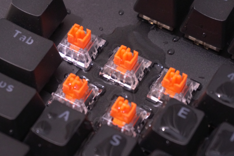 雷柏v780防水机械键盘,雷柏V580防水背光游戏机械键盘