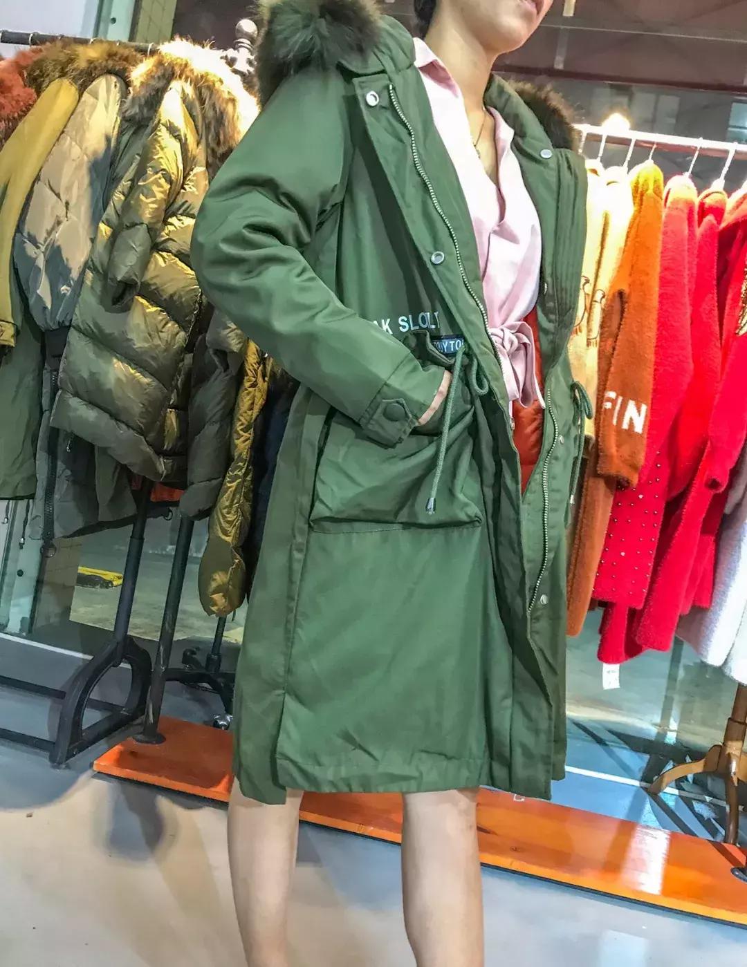 番禺区哪里有卖衣服的店,番禺区卖衣服的步行街