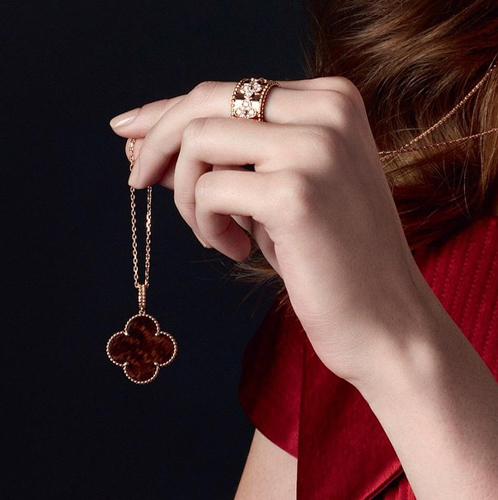 vancleef&arpels梵克雅宝灰,梵克雅宝vancleefarpelsyeren