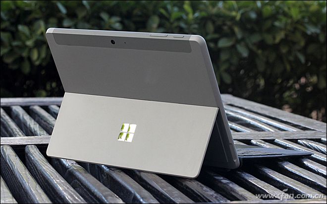 微软surfacepro和go有什么区别,surfacego和pro谁更值得入手