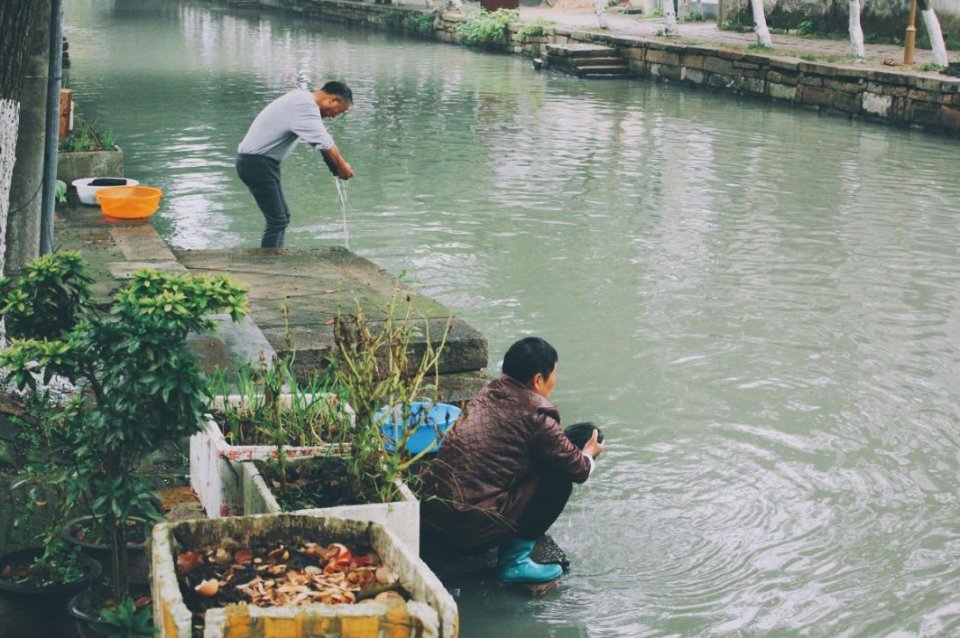 古镇旅游美食推荐,去古镇吃好吃的