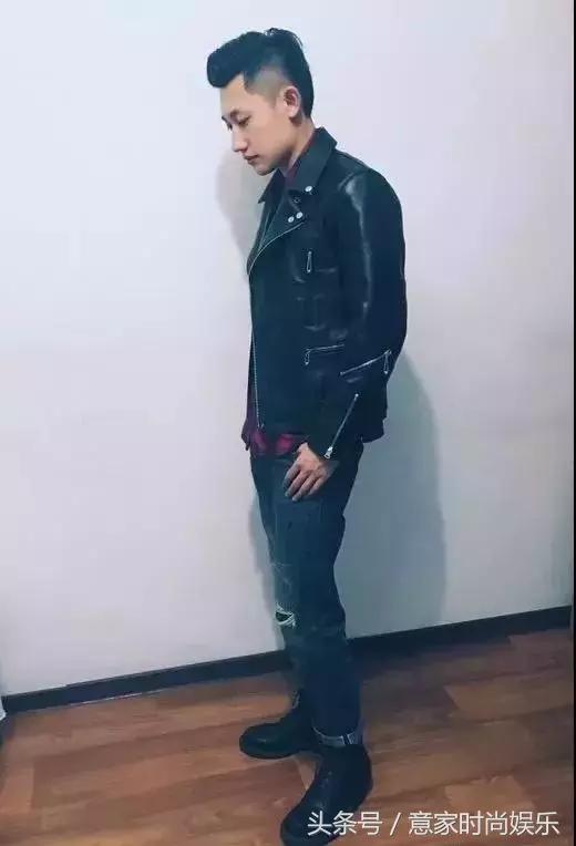 采访别人一身衣服多少钱,采访男生一身穿搭几十万