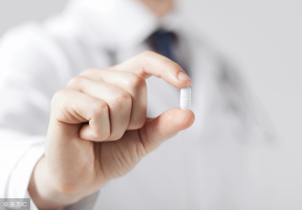 强直性脊柱炎什么症状,强直性脊柱炎是什么病