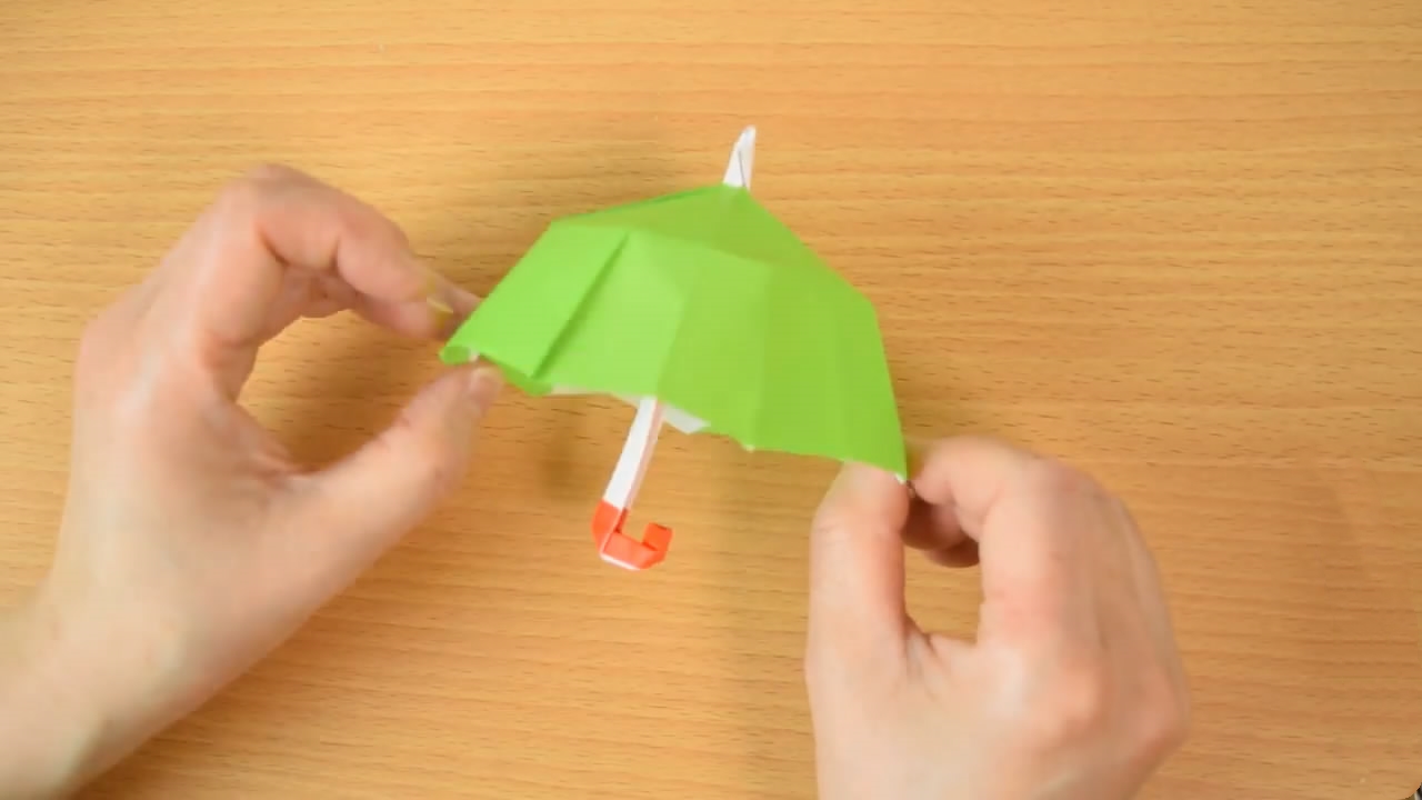 简单的折纸小雨伞怎么做,儿童折纸小雨伞超简单