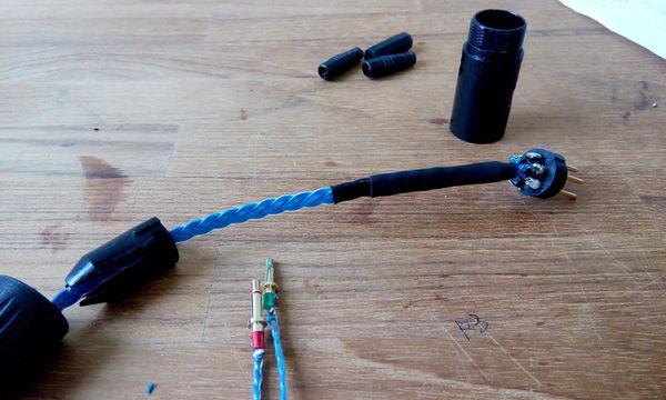 胡桃木耳罩，制作平衡耳机线材，左右声道地线分离效果显著