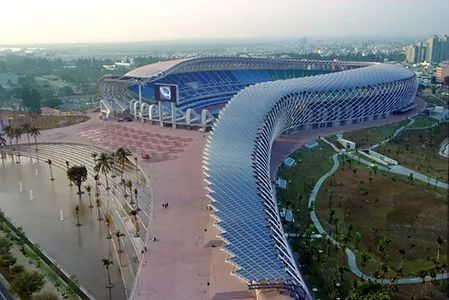 世界十大球场高清照片,世界百佳球场排名