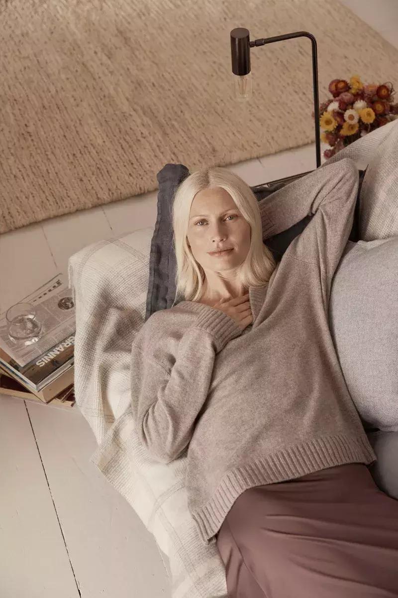 好好穿衣是对生活的尊重,好好穿毛衣是对冬天的尊重