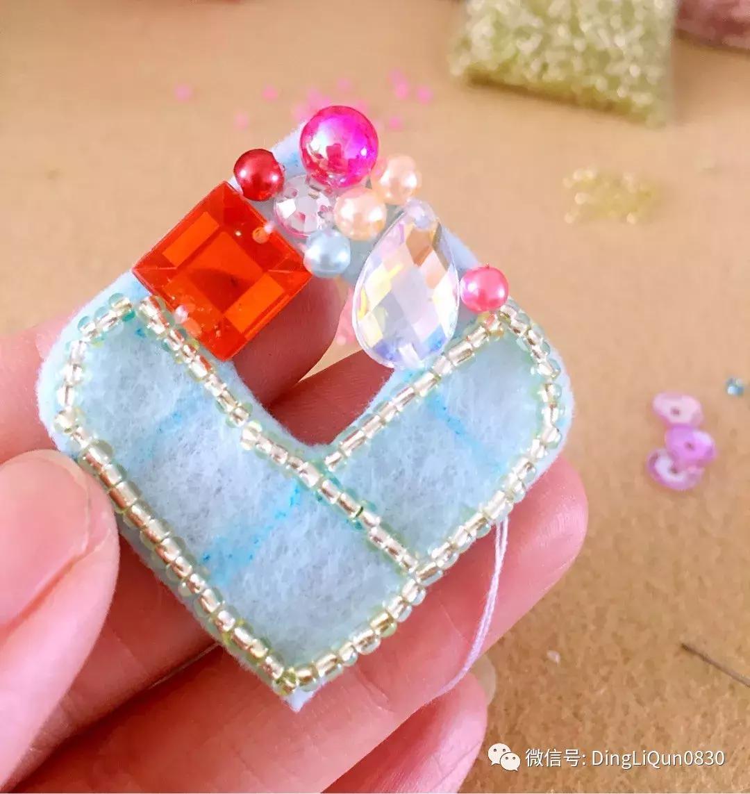 串珠刺绣教程图解,串珠刺绣手工