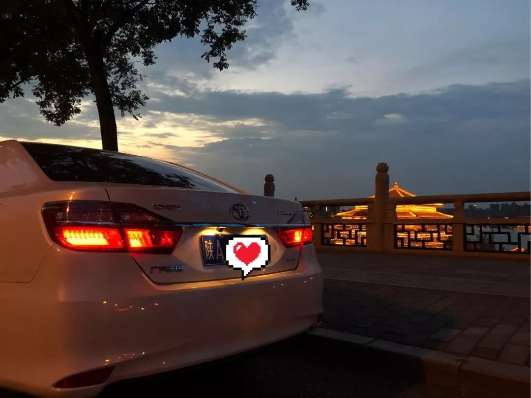 2023款凯美瑞2.0豪华版功能讲解,2023年凯美瑞2.0豪华版功能讲解