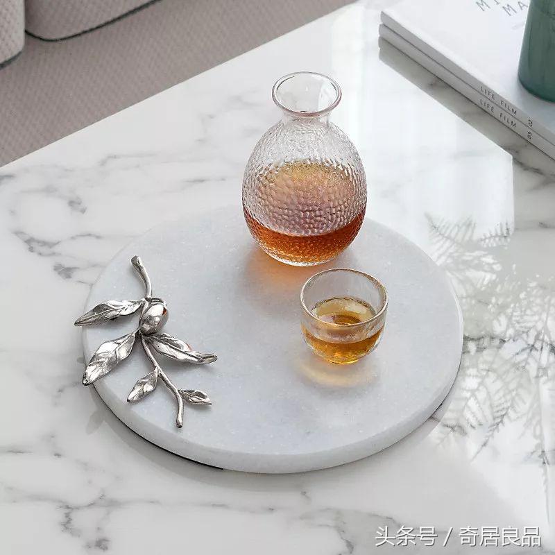 轻奢是设计师让我吃下的一剂“制土”药