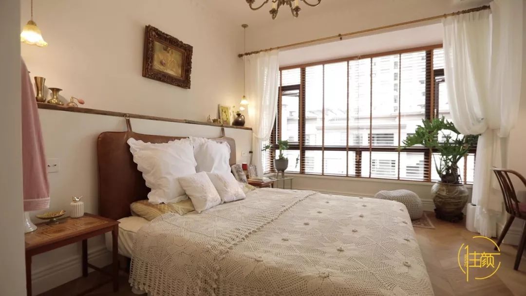 她不跟风网红款，竟花了60w把一堆旧家具搬回了家！