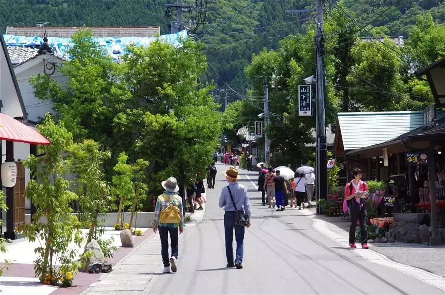 东京和北海道哪里旅游好一点,东京和北海道哪里旅游便宜